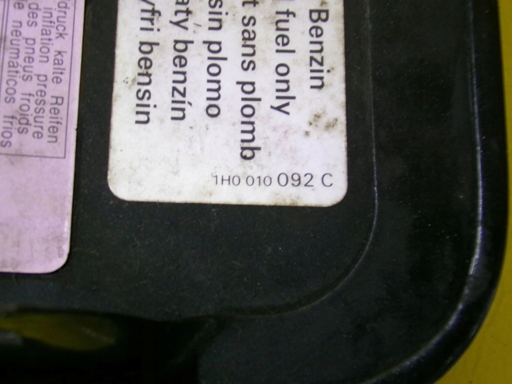 фото №7, Кришка заливної пального audi a3 8l 8l0010141t lak: lz9u nr18