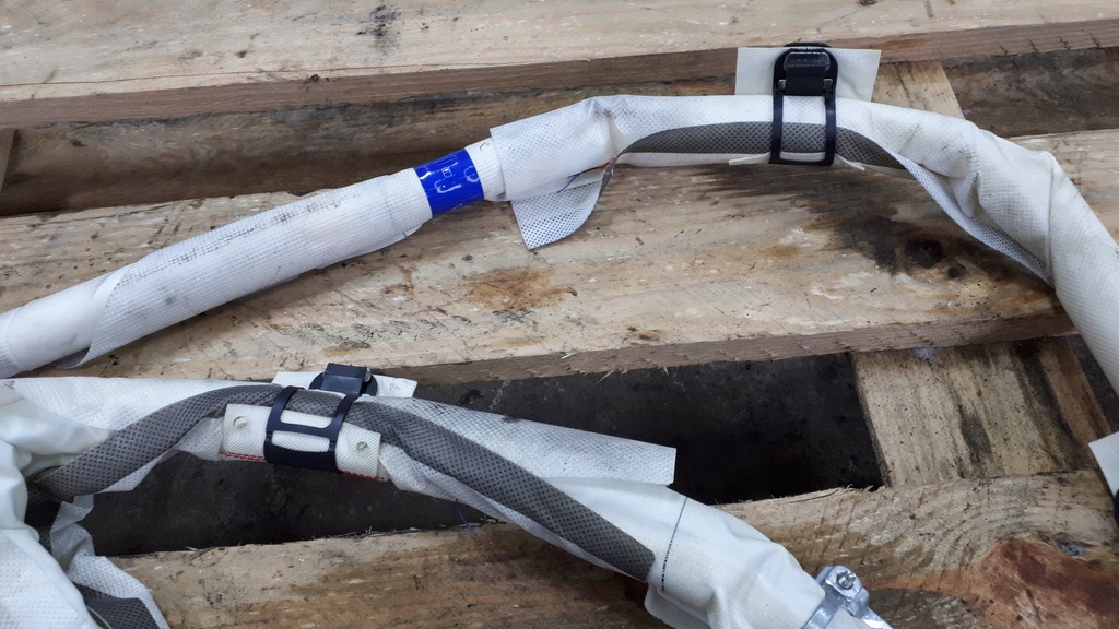 фото №5, Шторка безопасности правая audi a4 b8 8k0880742d оригинал