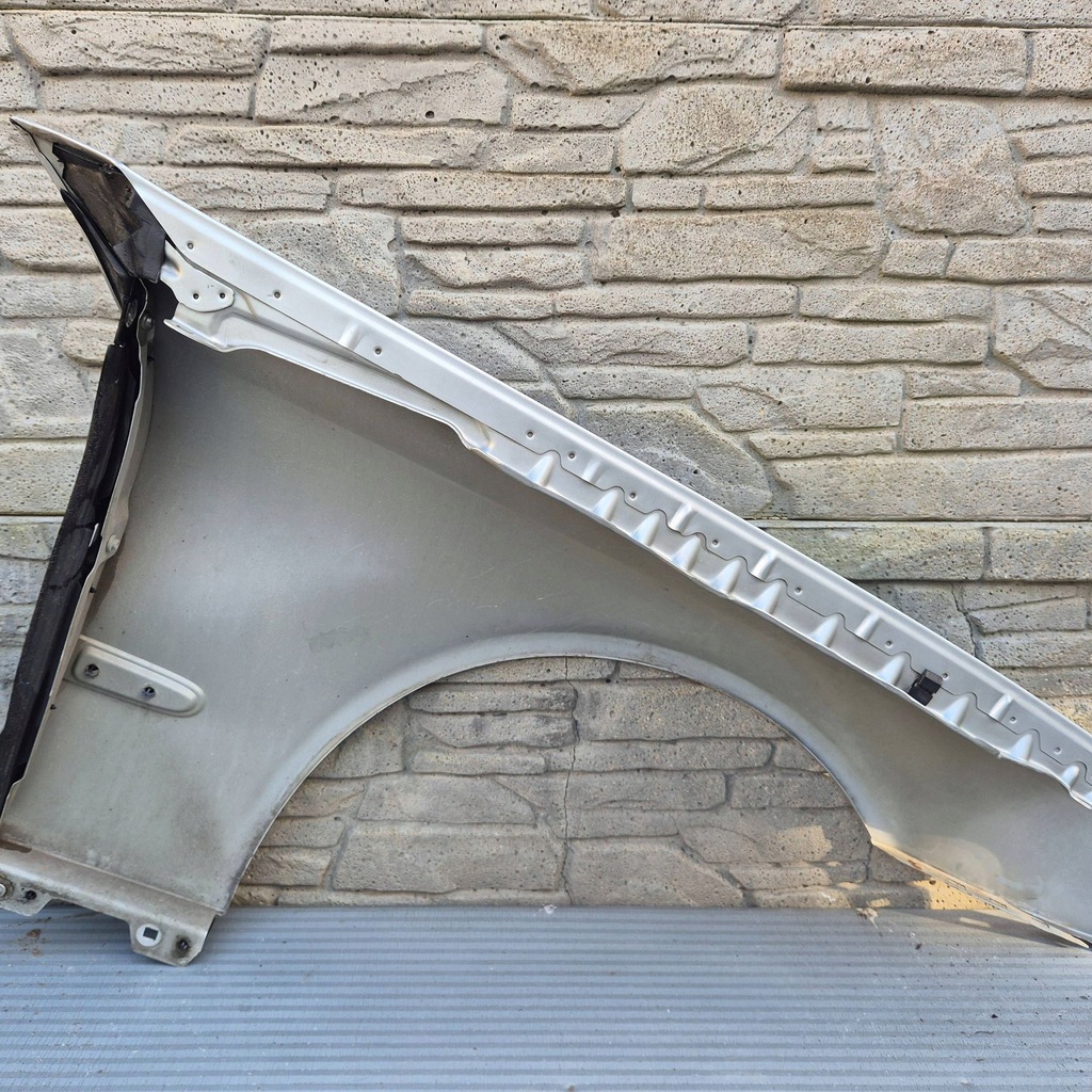 фото №8, Mercedes-benz clc cl203 w203 08- крыло передний перед левый
