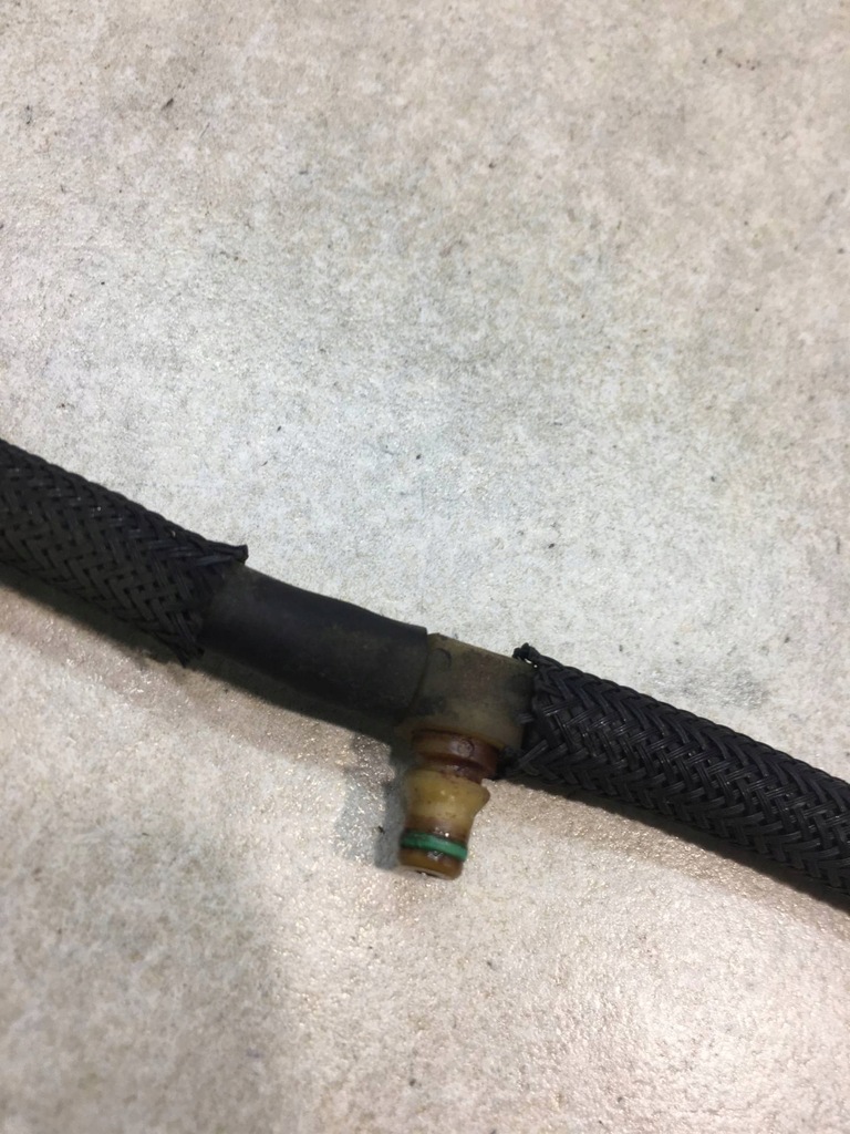 фото №3, Шланг сливной c5 i 2.0 hdi