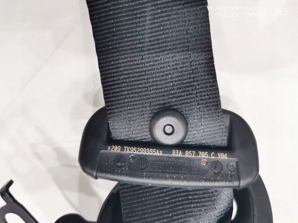 Audi q3 83a857706c - ремни безопасности комплект перед 1 задняя новый model Недорого