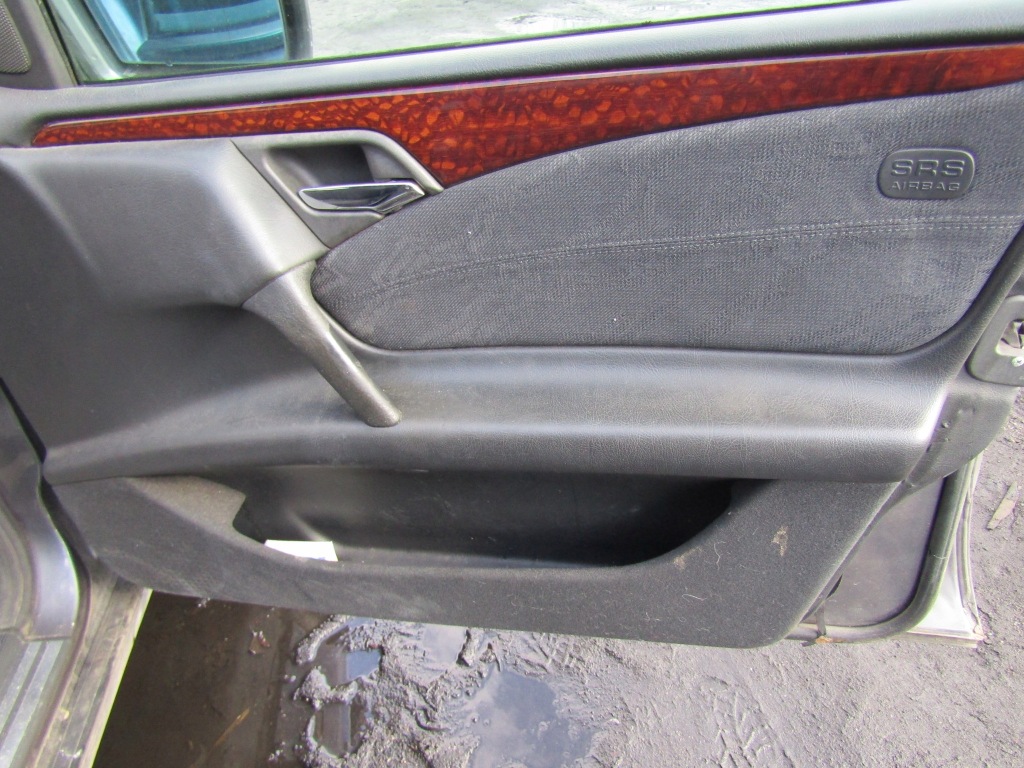 фото №11, Mercedes w210 95-99 sedan сидіння лівий правий заднє сидіння оббивка двері kpl