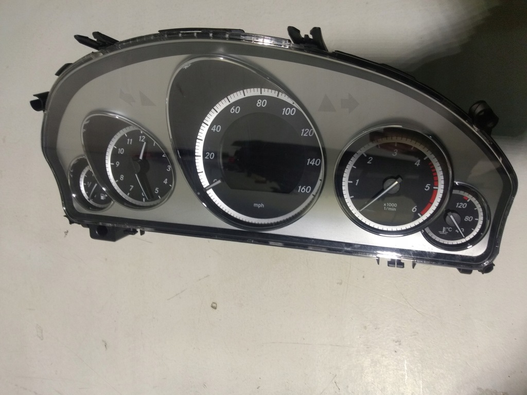 фото №1, Mercedes w212 cdi счетчик приборы anglik