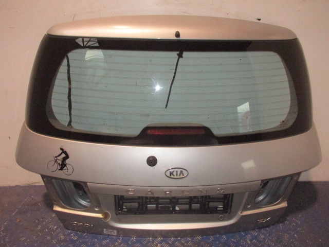 фото №1, Kia carens ii задняя крышка багажника багажника серебристая c5