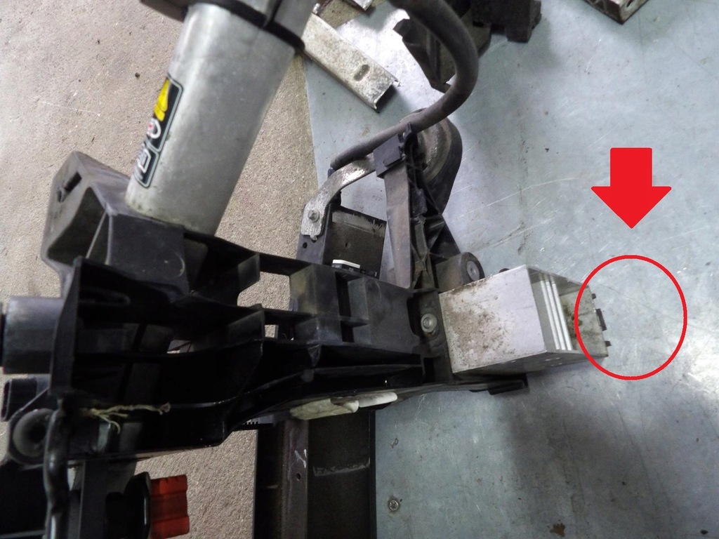 фото №10, Pas усилитель балка перед радиатор mercedes c117 w117 cla 2.2 cdi aut