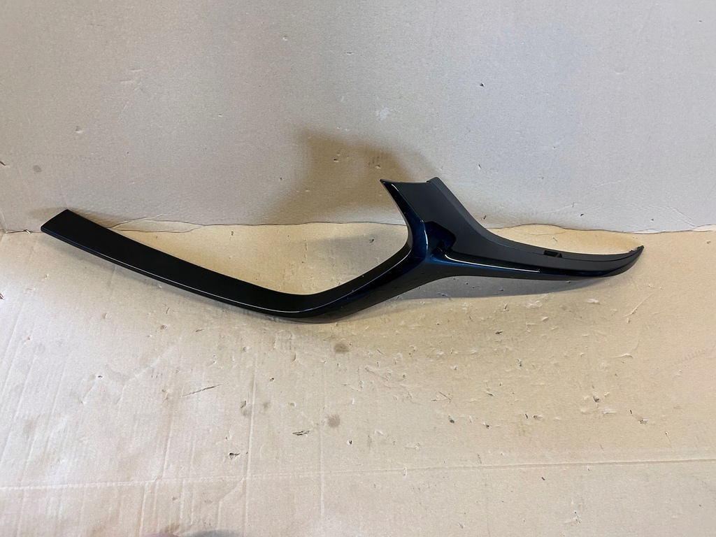 фото №1, Молдинг хром решітка ліва mazda 3 19-