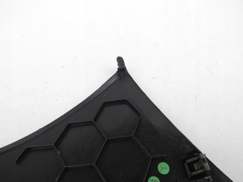 фото №10, Защита пластик туннель среднего правая 8630281 volvo xc60 i 08-17