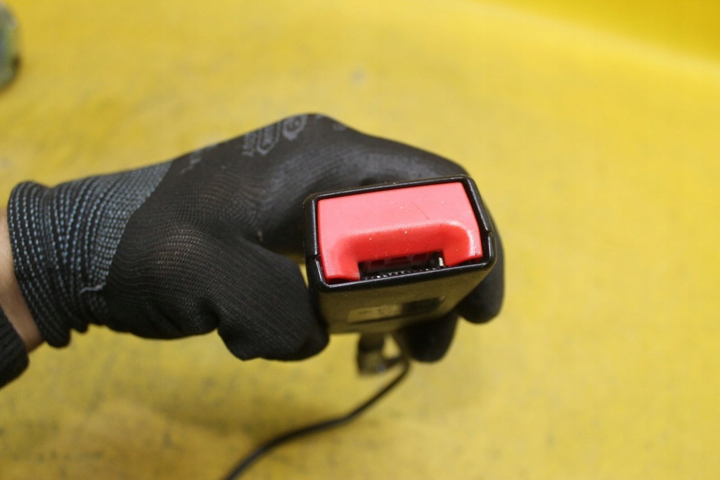 фото №5, Клипса поперечина левый перед a8 d3 4e0857755