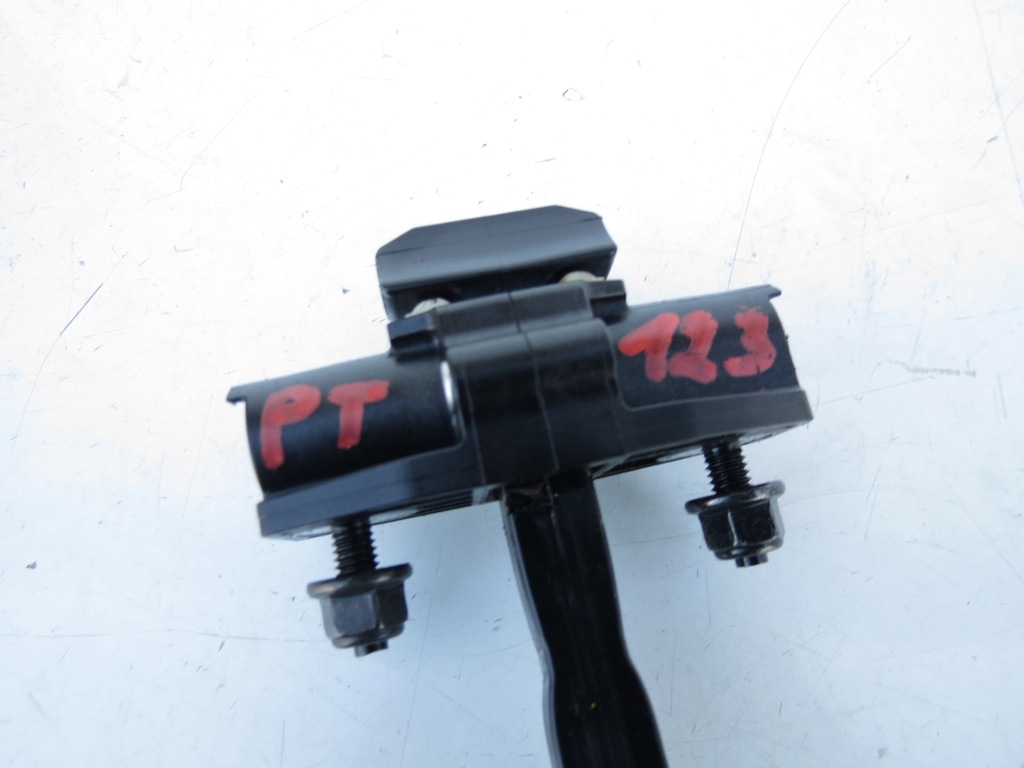 фото №9, Обмежувач двері задня задній 31424467 volvo xc60 ii 17-