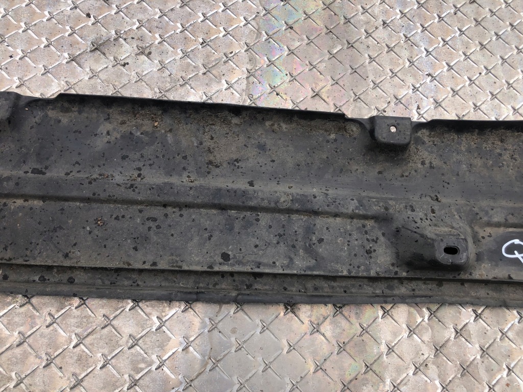 фото №9, Захист підвіска права audi q7 7l8825212d