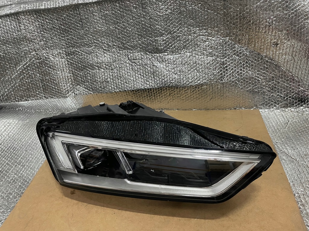 фото №1, Audi r8 4s лампа правая full led правый 4s0941034