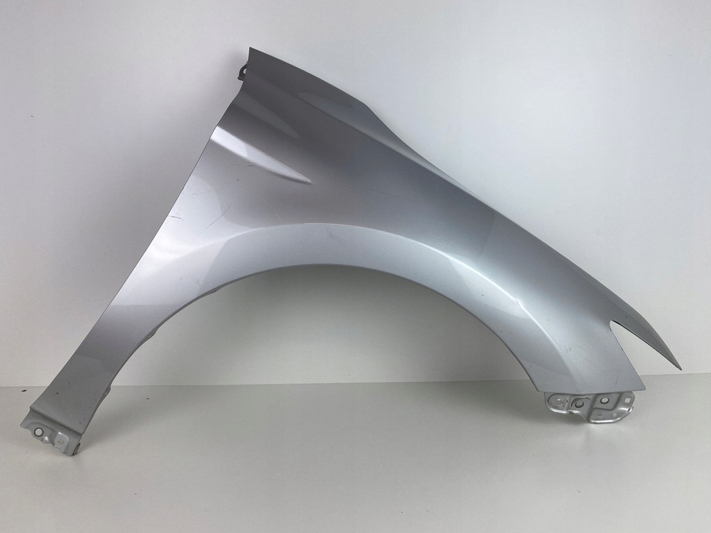 фото №1, Toyota camry viii крила правий перед 2017-