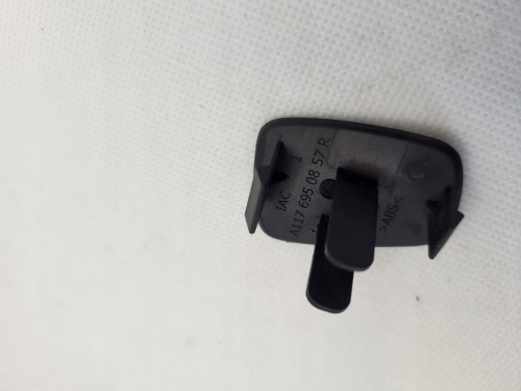 Заглушка подушка безопасности левая/правая mercedes cla w177 a1176950857 в Украине