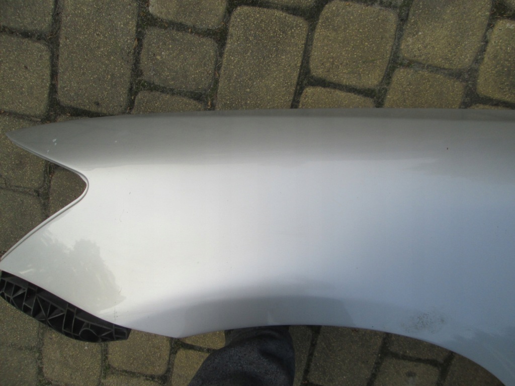 Крило передній правий lexus is 2 05-09 1g1 Оригінал