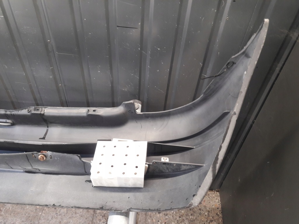 7700410230 бампер задняя renault clio 2 3d чёрный Доставка