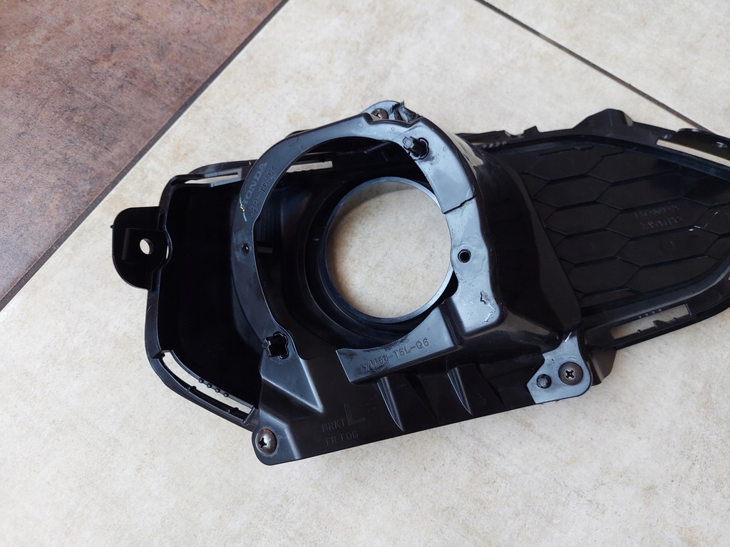 фото №5, Решётка - рамка противотуманной фары - honda jazz iv - lift