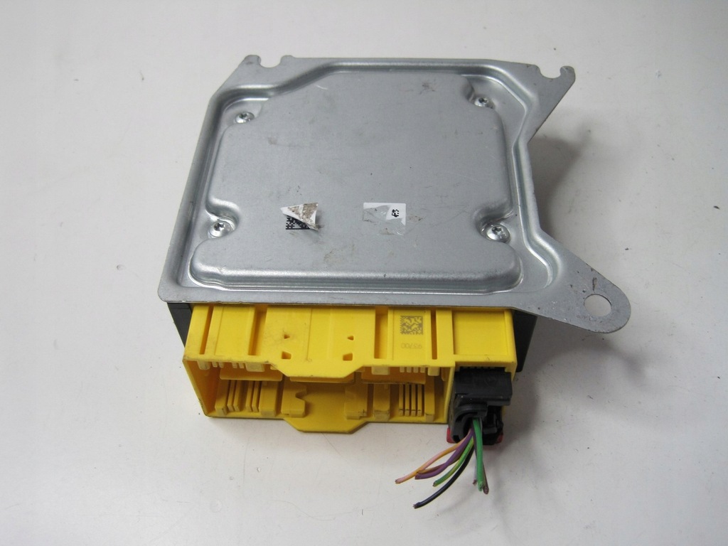 фото №1, Модуль датчик подушка безпеки mercedes w177 a1779000404