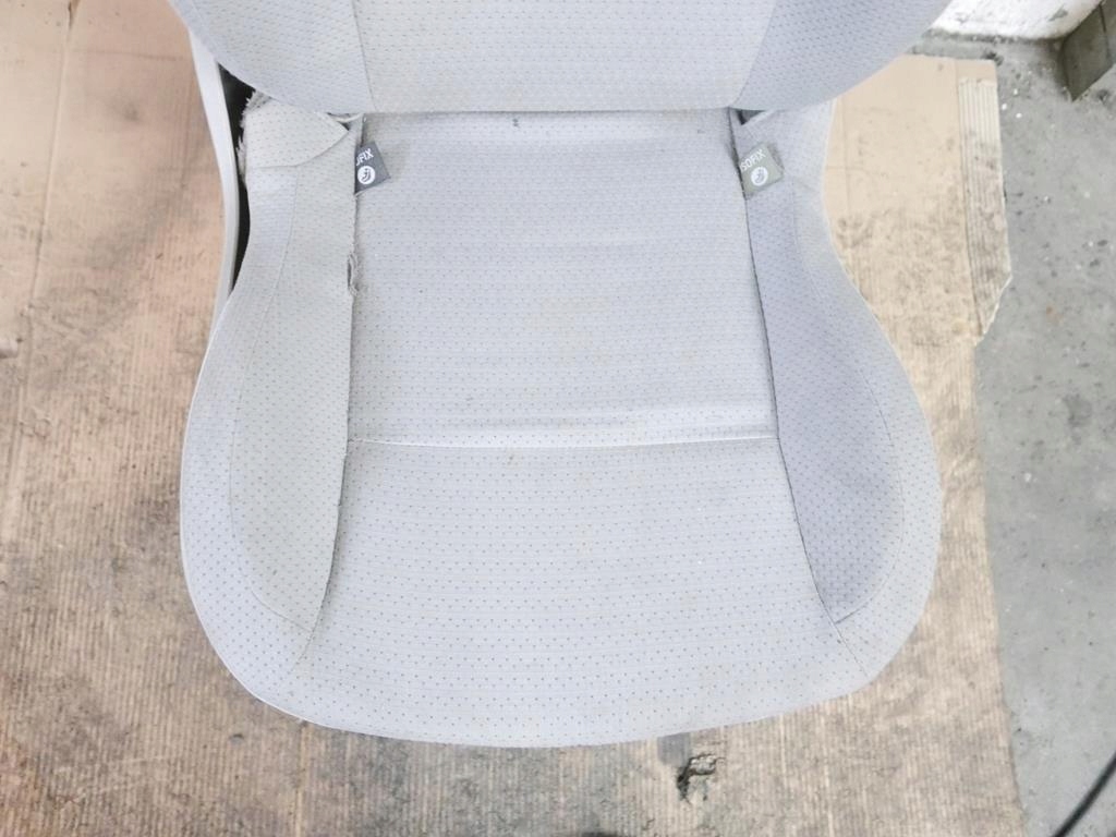 фото №3, Сиденье пассажира правый перед renault clio iii phi