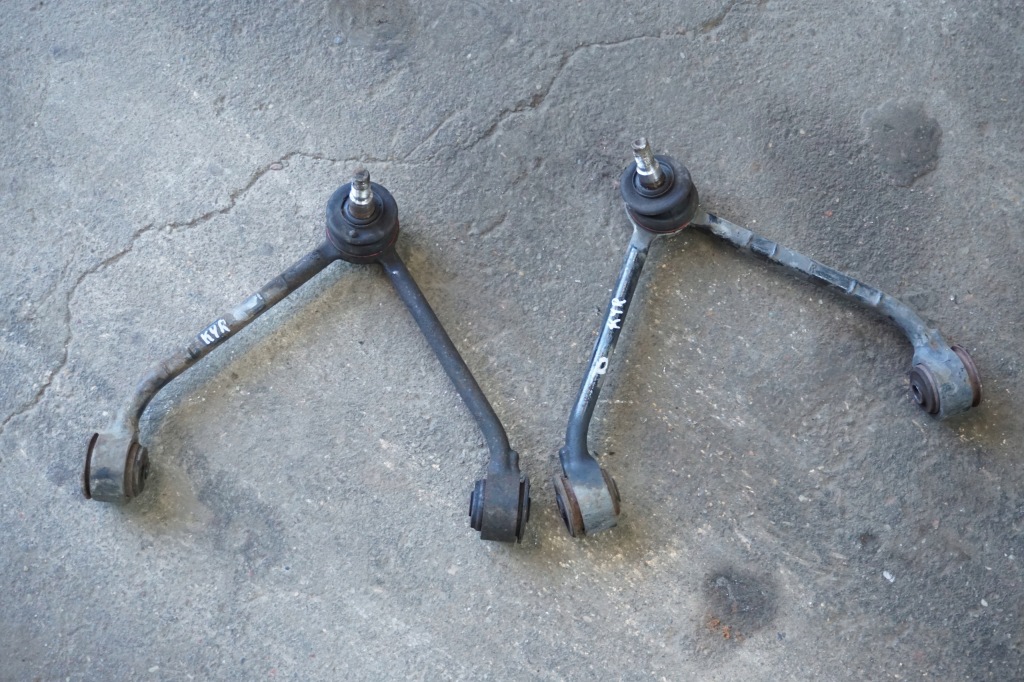 фото №1, Ssangyong kyron рычаг верхний перед 2,0 xdi