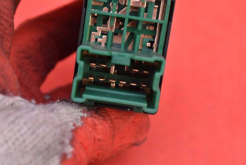 фото №7, Панель регулировки зеркал nissan maxima a33 00-05