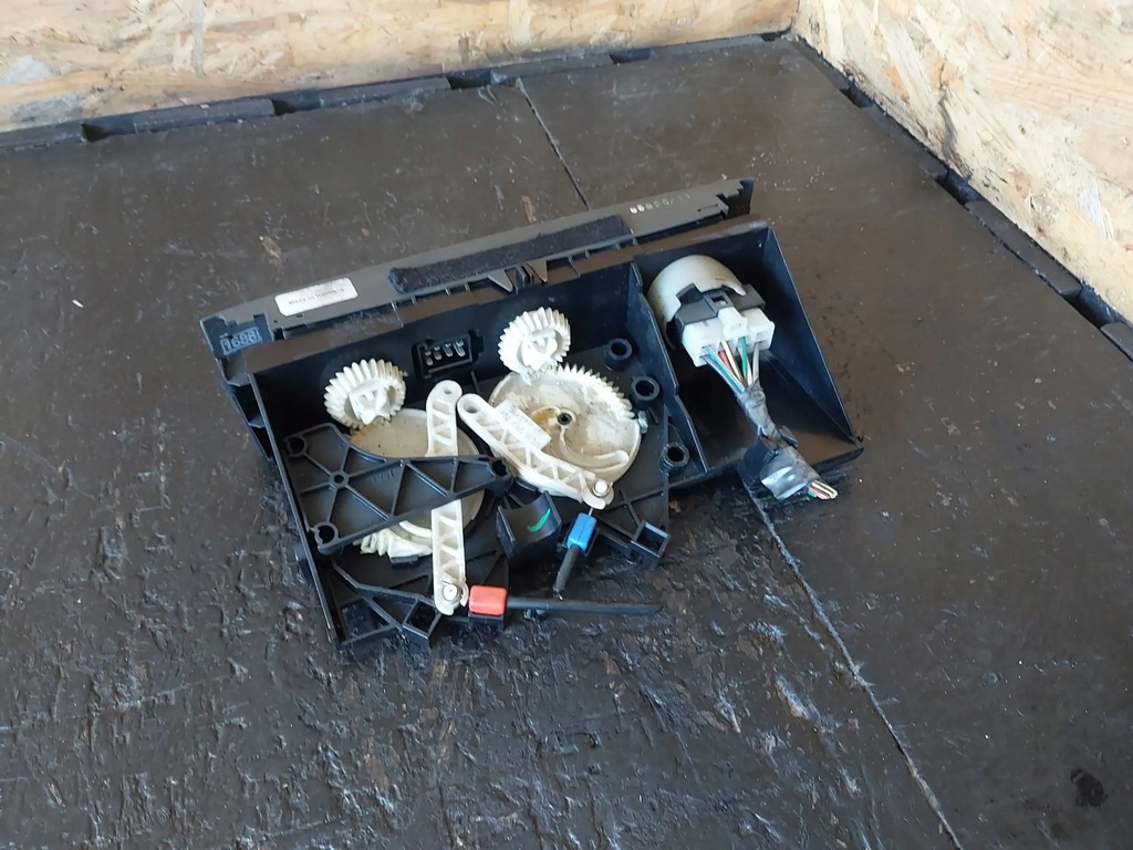 фото №11, Панель кондиционера обдув volvo s40, v40 9041704797 30613716