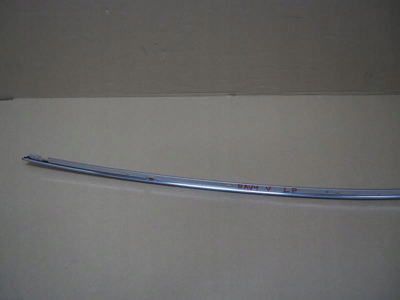 фото №8, Молдинг верхний декоративная дверь левых передних toyota rav4 v