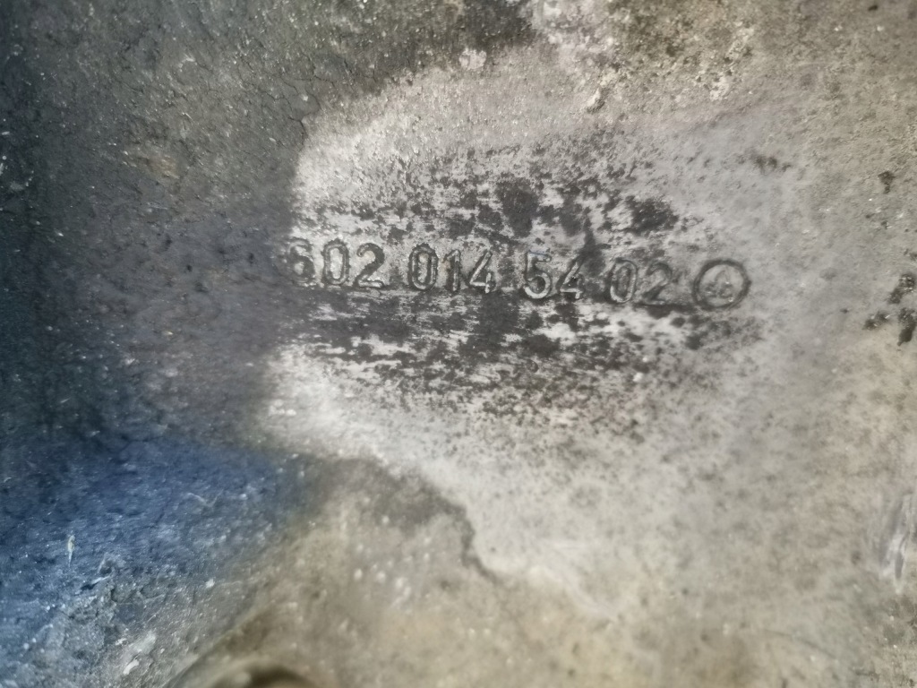 Mercedes піддон масляна 6020145402 om602 Зі Шроту