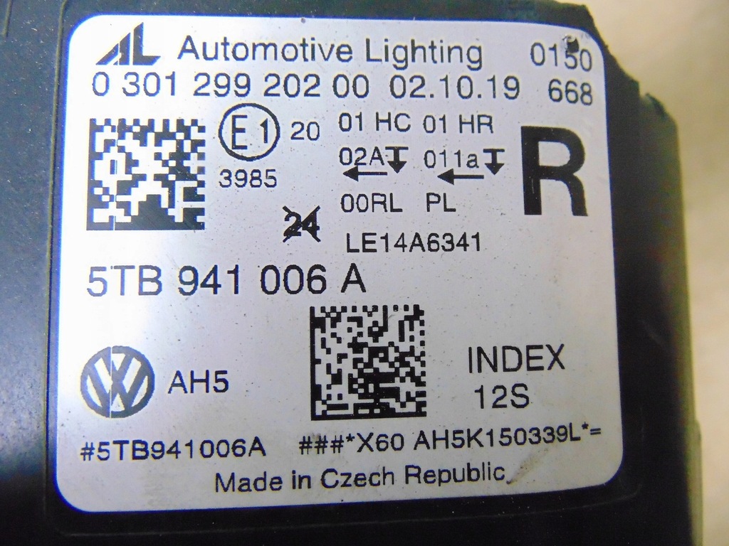 фото №16, Лампа правая перед vw touran iii 5tb941006a europa