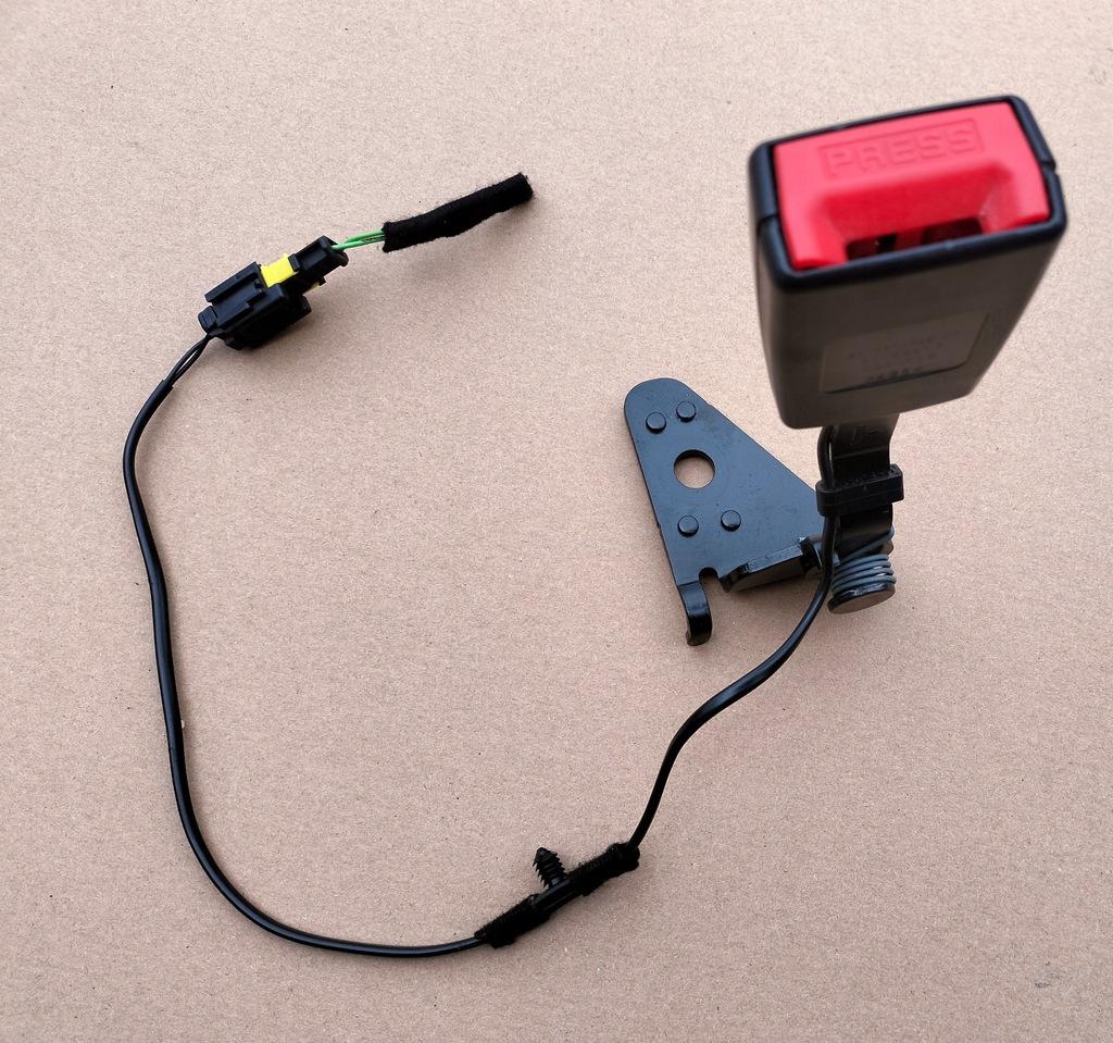 фото №1, Citroen c5 iii kombi клипса поперечина задняя