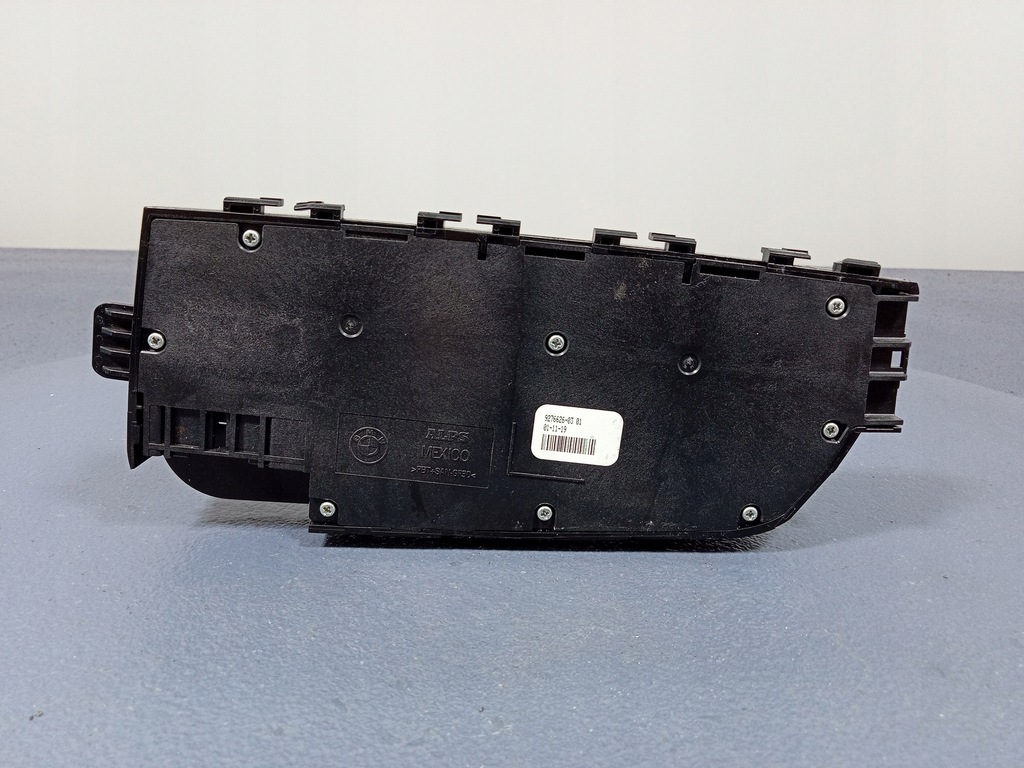 фото №5, Bmw 2 f44 f40 панель регулювання сидіння правий 9276626