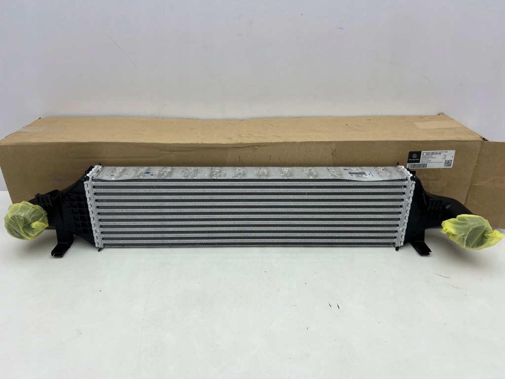 Купити Mercedes w246 w117 w176 інтеркулер радіатор повітря оригінал n