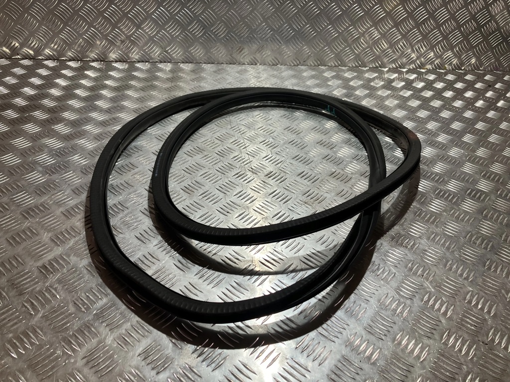 фото №1, Прокладка двері правий перед mercedes eqb x243 300 4matic