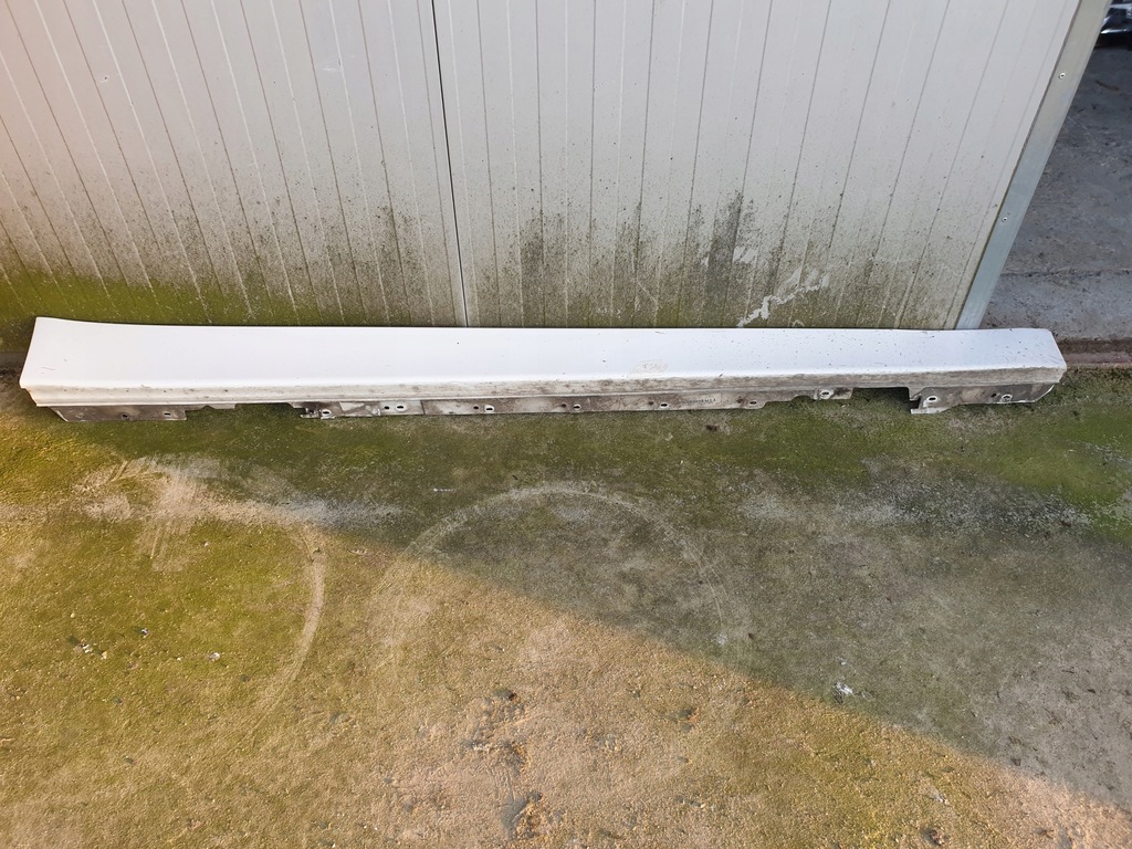 фото №1, Bmw f30 f31 молдинг поріг права