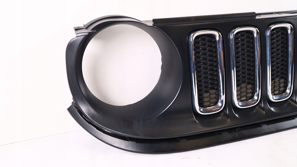 фото №3, Jeep renegade решётка радиатора решётка радиатора бампера