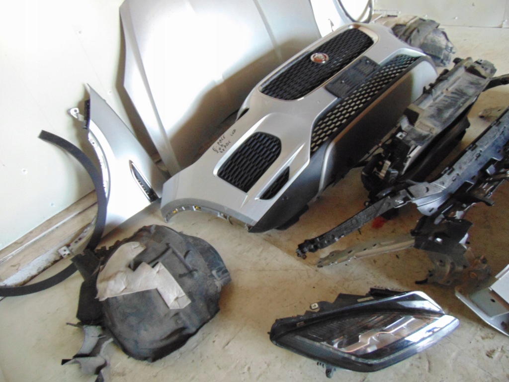 фото №3, Kompletny перед e-pace 2.0d full led j9c313w030ec