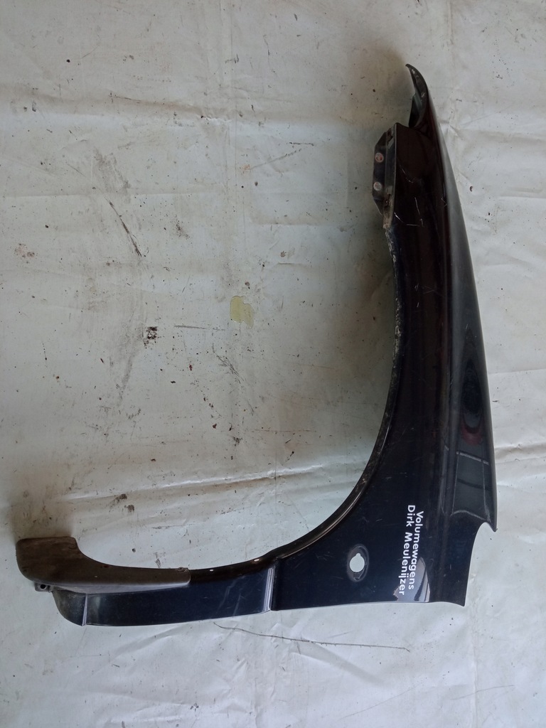 фото №1, Chrysler grand voyager iii 2.5 vm 1999 r. крыло левый