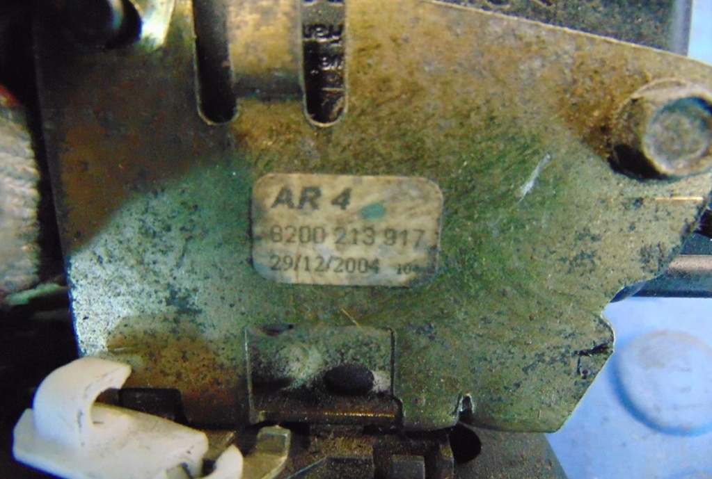 фото №5, Dacia logan i замок правый перед sedan 5d