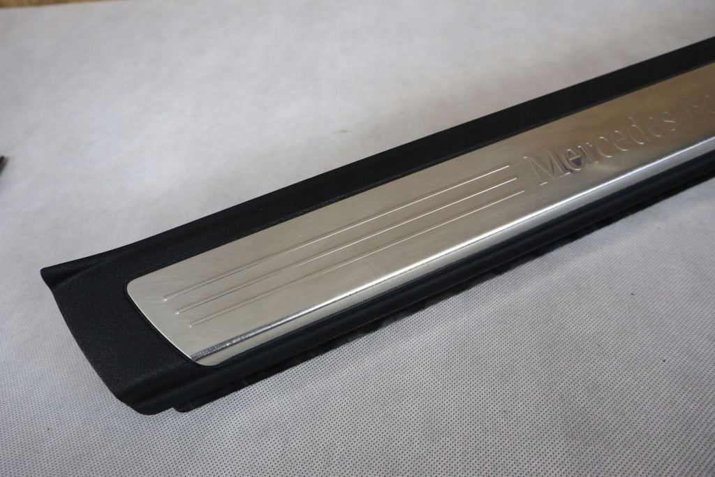 фото №4, Mercedes slk r172 молдинг поріг накладка права a1726800635