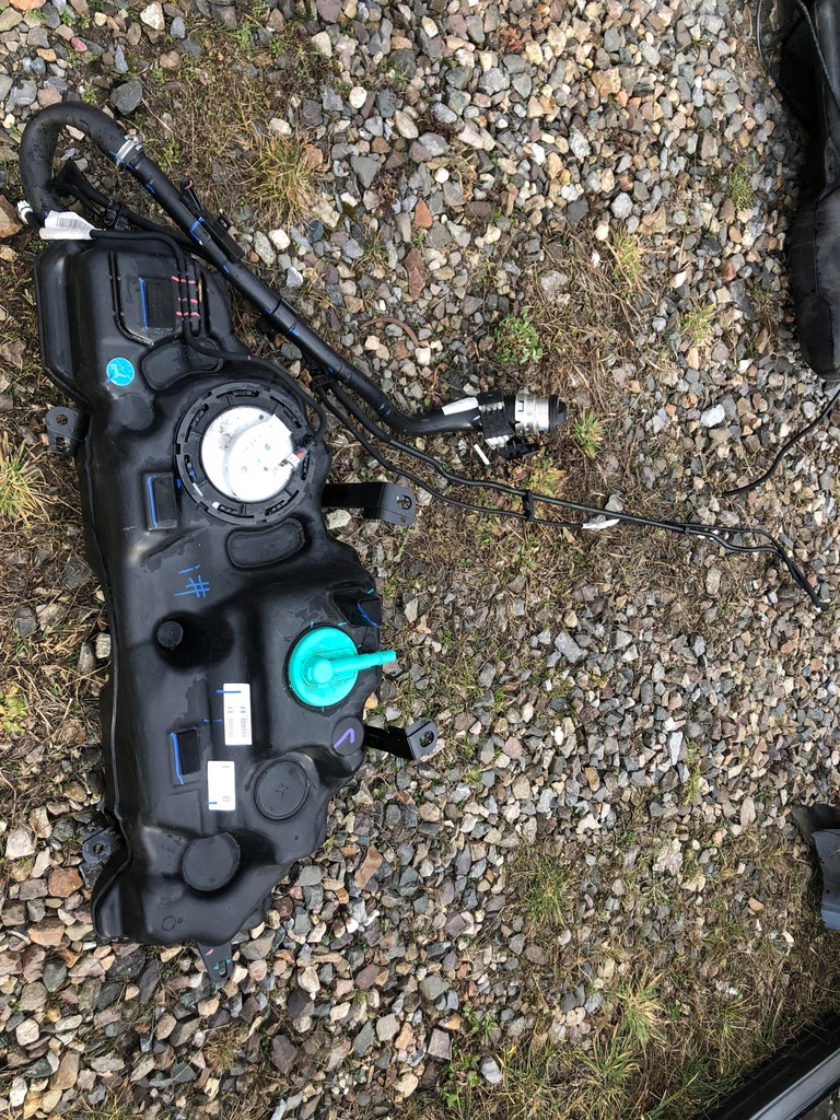 фото №1, Citroen ds7 бак топлива bak 1.6 гибрид