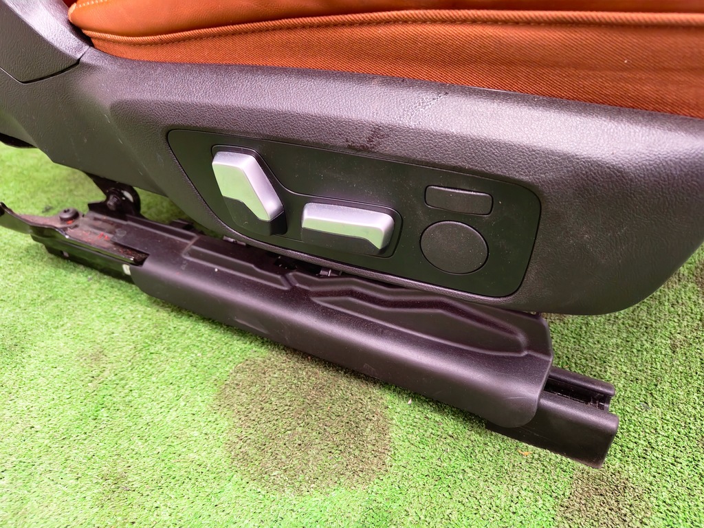 фото №5, Bmw x4 g02 lci середина обивка сиденья туннель заднее сиденье обшивки кожа