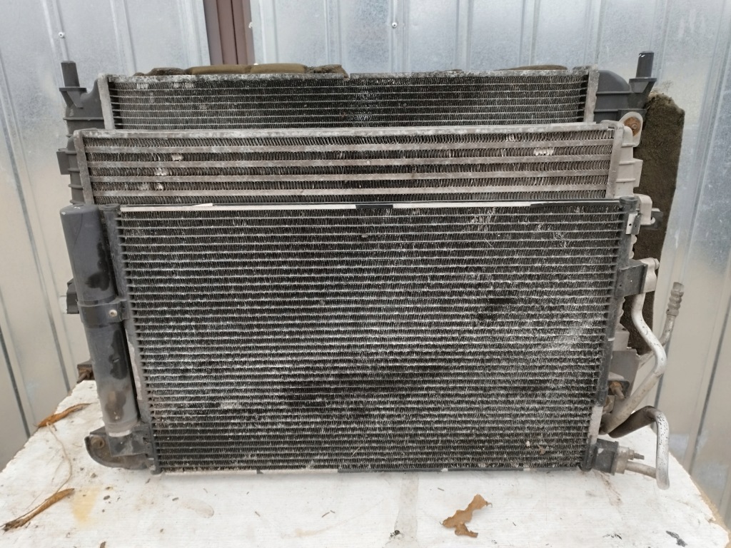 фото №1, Комплект радіатор 2.7 d автоматична коробка передач jaguar xf x250 lata 2008-2011