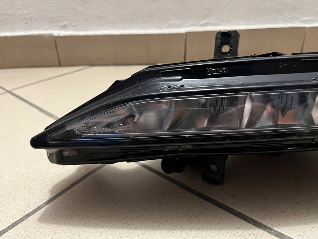 фото №8, Skoda superb iii 3 lift 3v0 лампа противотуманная фара левый