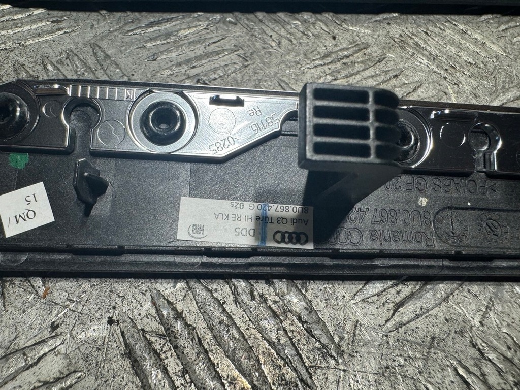 фото №7, Накладки декори двері консолі audi q3 8u fl lift s-line чорні piano