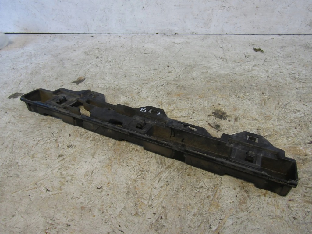 Купить Bmw 1 f20 f21 рестайлинг  кронштейн  порог правого r3 7240916