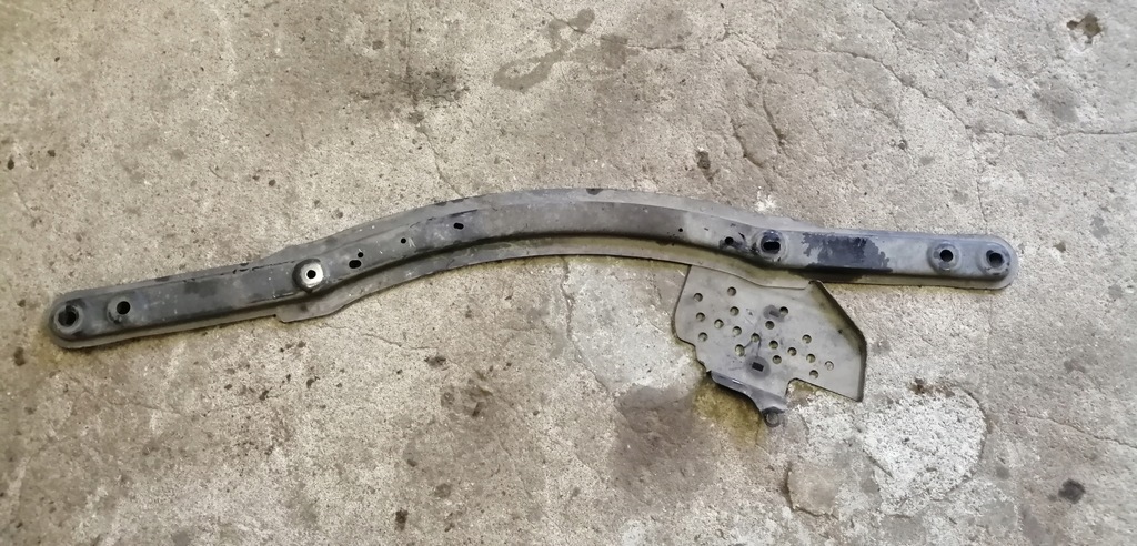 фото №1, Mazda 5 cw 10- ii балка подвеска кронштейн