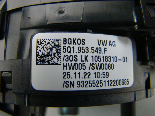 фото №8, Перемикачі стрічка перемикач audi qq4 e-tron 82a953521ms