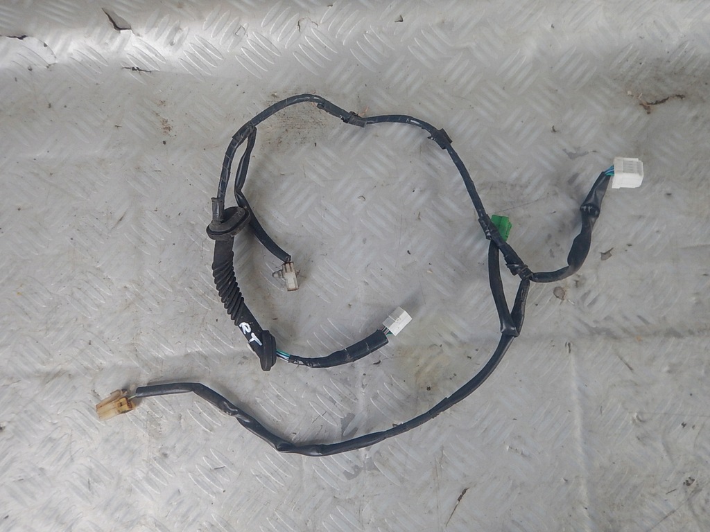 фото №1, Subaru forester ii lift правая электропроводка дверь задняя