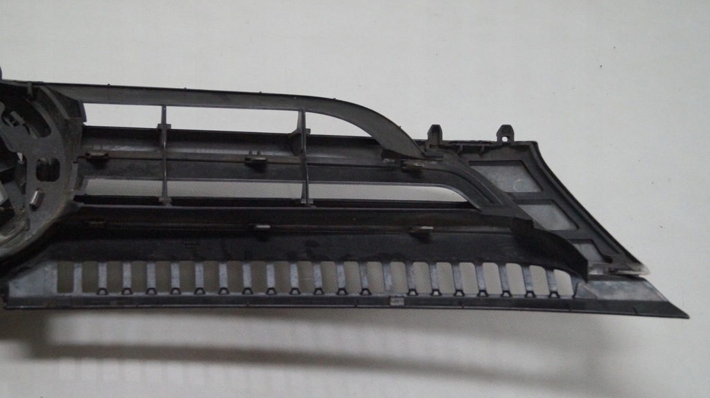 фото №16, Решётка радиатора решётка радиатора vw golf v plus 2008