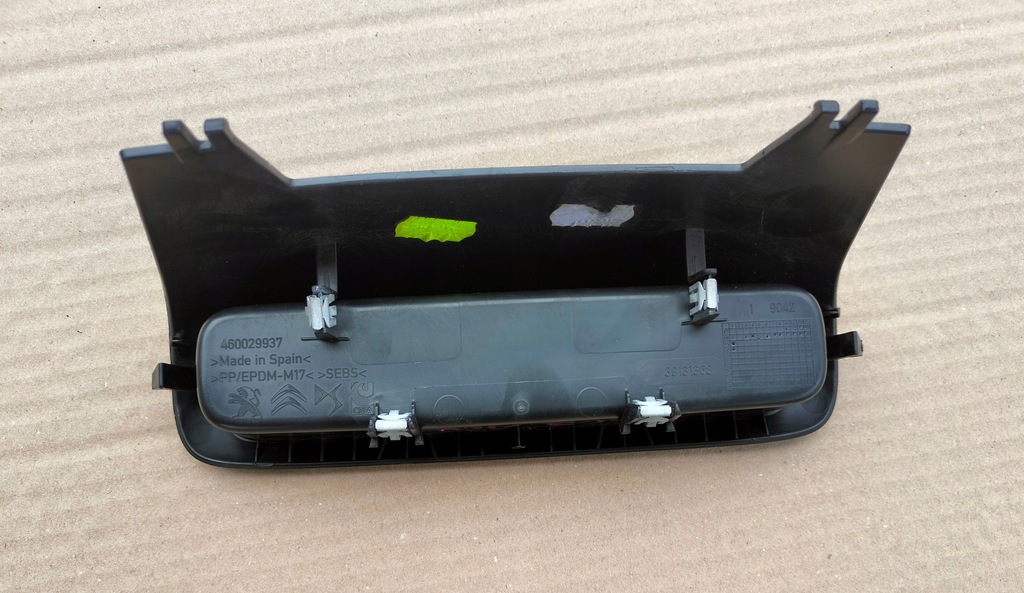 фото №4, Citroen c3 aircross бардачок консолі