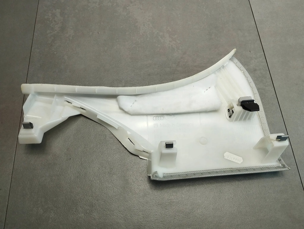 фото №2, Audi a5 8t защита стойка правая 8t8867246b